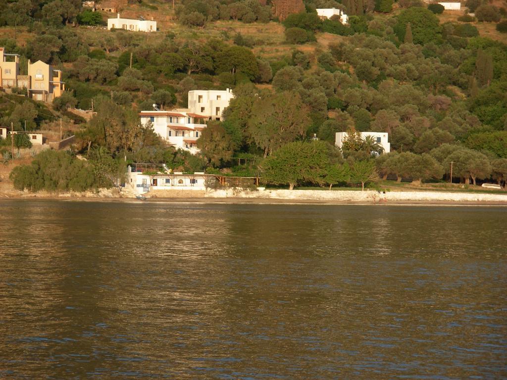 Villa Kalypso Батси Экстерьер фото